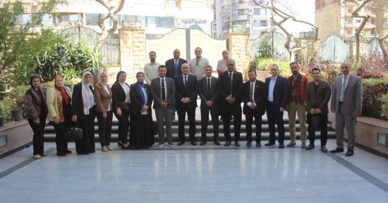 طلاب الوافدون بجامعة العاصمة في زيارة علمية إلى مركز غنيم بجامعة المنصورة 