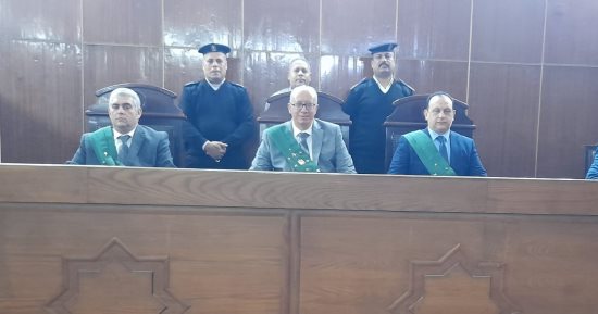 السجن المشدد 30 سنة لعامل ونجله متهمين بإحراز سلاح والاتجار فى المخدرات بسوهاج