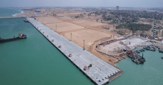 إغلاق ميناء العريش البحري بسبب سوء الأحوال الجوية