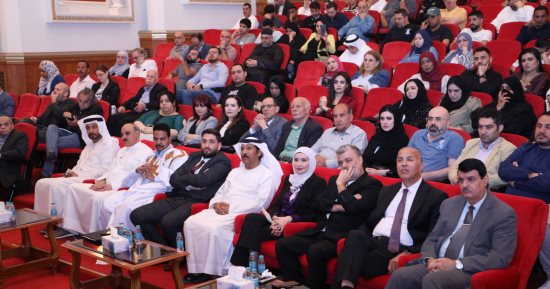 قصائد تنبع من المجتمع وتعالج قضاياه في أمسية بيت الشعر بالشارقة