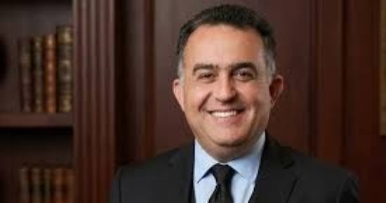 البورصة حلال ولا حرام؟.. رئيس البورصة يحسم الجدل ويكشف الحقيقة للمواطنين