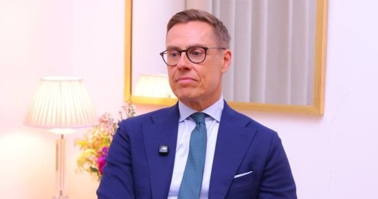 رئيس فنلندا يدعو أوروبا إلى التهدئة بشأن سحب القوات الأمريكية.. ألكسندر ستوب يؤكد: واشنطن لن تتخلى عن الناتو وهو قادر على الدفاع عن نفسه فى مواجهة روسيا.. ويفتح الباب أمام حوار أوروبى لإنهاء حرب أوكرانيا