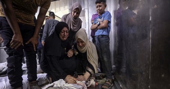 استشهاد 8 فلسطينيين في قصف للاحتلال شمالي وجنوبي قطاع غزة