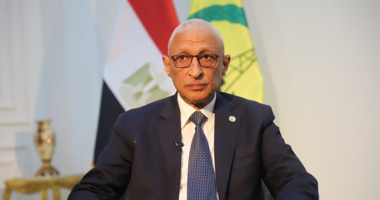 في العيد القومي لشمال سيناء.. خالد مجاور: الدولة تنفذ أكبر خطة تنمية في تاريخ المحافظة بتوجيهات رئاسية.. قبائل سيناء شركاء النصر والبناء.. وميناء ومطار العريش يتحولان لمركزين عالميين وطرح 922 وحدة برفح الجديدة