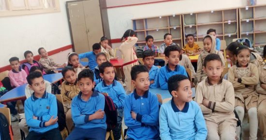 احذر.. تعريض الطفل للخطر معاقب بالقانون فى 14 حالة
