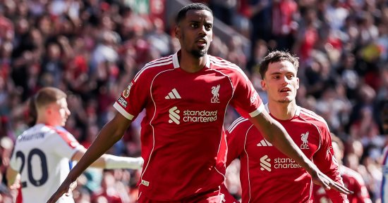 تشكيل مباراة ليفربول ضد نوتينجهام فى الدوري الإنجليزي