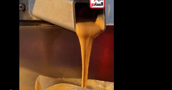 من غير دقيق ولا زيت.. سر الطحينة الخام اللي بتعيش 6 شهور.. فيديو