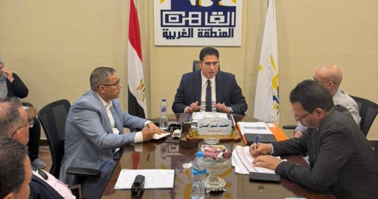 نائب محافظ القاهرة يتابع رصف المحاور الرئيسية وتطوير المراكز التكنولوجية