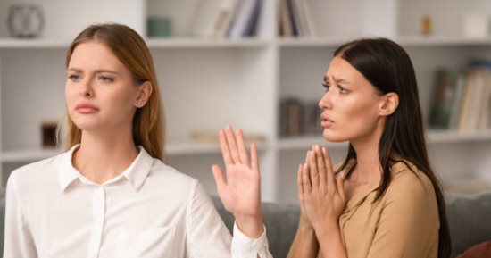 5 أبراج تعتبر التجاهل إهانة لا تغتفر.. برج الحمل رد فعله سريع وحاسم