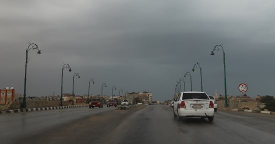 أمطار خفيفة على شمال سيناء واستعدادات مكثفة لمتابعة الحالة الجوية.. صور