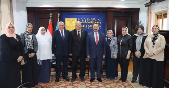 جامعة الإسكندرية تستقبل فريق من الهيئة القومية لضمان جودة التعليم 