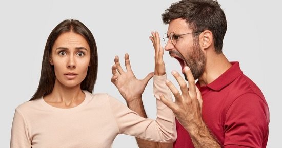 3 أعراض يخبرك بها جسدك بأنك فى علاقة عاطفية سامة أهمها التوتر الدائم