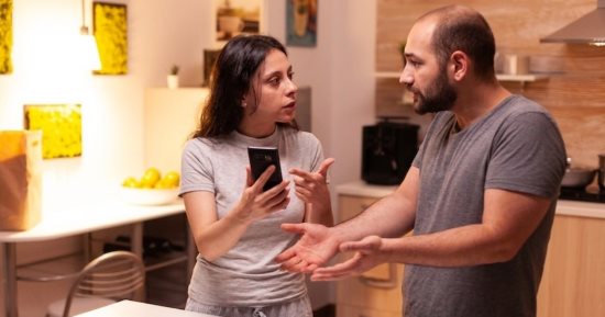 برج الأسد.. كيف يتعامل مع الغيرة ولماذا يرفض أن يكون الخيار الثاني؟