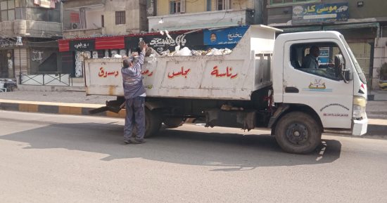 رفع 2031 طن قمامة وتحرير 132 محضرا تموينيا بكفر الشيخ