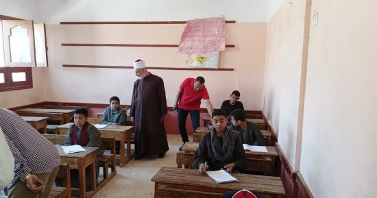 متابعة ميدانية لضمان الانضباط فى لجان امتحانات الأزهر بسوهاج