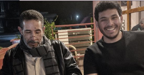 طبيب يلحق بنجله ضحية حريق شقة بكفر الشيخ بعد 11 يوما من إصابته.. صور
