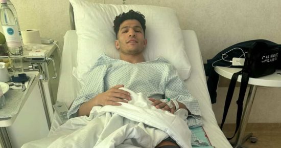 جهاز المنتخب يطمئن على إسلام عيسى بعد إجرائه جراحة الرباط الصليبي