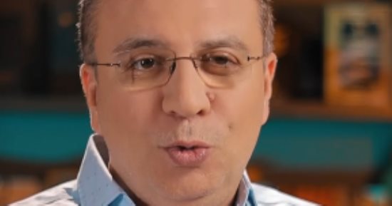عمرو الليثى: بعد 100 سنة لن يتذكرك أحد.. فكن ضيفًا خفيفًا واترك أثرًا طيبًا