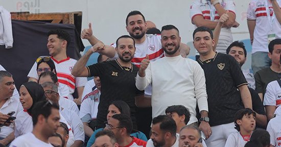 جماهير الزمالك والأهلى فى المدرجات قبل دقائق من انطلاق مباراة القمة.. صور