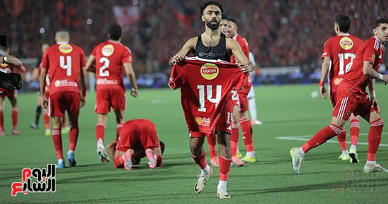 حسين الشحات يضيف ثانى أهداف الأهلى فى شباك الزمالك من صناعة بن شرقى.. صور 