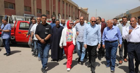 ​محافظ القاهرة يتفقد سوق التونسى الحضارى بالبساتين ويوجه بتشكيل مجلس أمناء لتطوير الخدمات