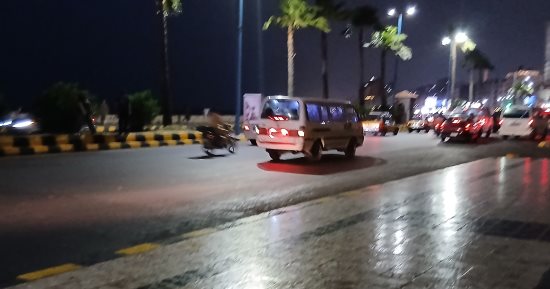 عاصفة ترابية تضرب محافظة المنيا وتحذير للسائقين.. فيديو