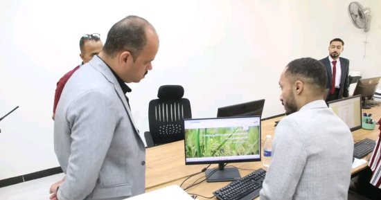 نائب محافظ الوادي الجديد يتابع منظومة العمل بصندوق استصلاح الأراضي