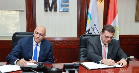 جهاز تنمية المشروعات يقدم تمويلا بـ300 مليون للمشروعات متناهية الصغر لشركة الأهلى كابيتال