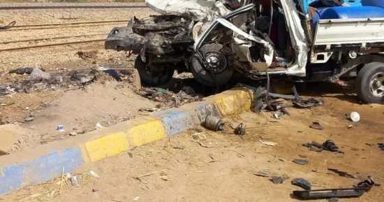 مصرع عامل دليفري وإصابة 2 آخرين بحادث تصادم بمزلقان كفر طحا بشبين القناطر
