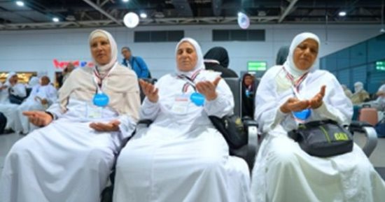 لبيك اللهم لبيك.. الداخلية تودع أول أفواج حجاج القرعة إلى المدينة المنورة