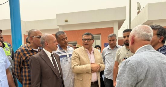محافظ قنا يتفقد مشروعات مبادرة حياة كريمة بدشنا
