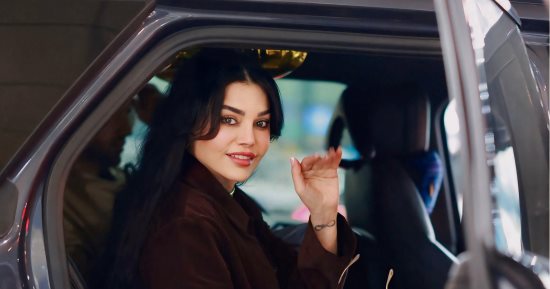 وصول هيفاء وهبى إلى القاهرة استعدادا لحفلها غدا