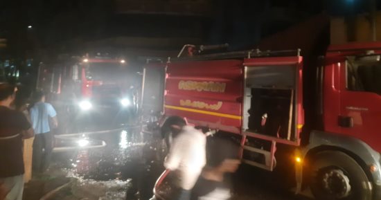 السيطرة على حريق محل منظفات بالسوق السياحى بأسوان