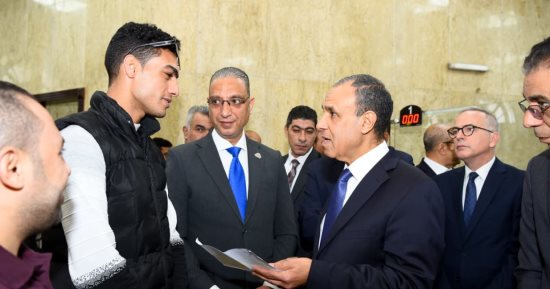 وزير الخارجية يعيد افتتاح مكتب تصديقات أحمد عرابى بالمهندسين