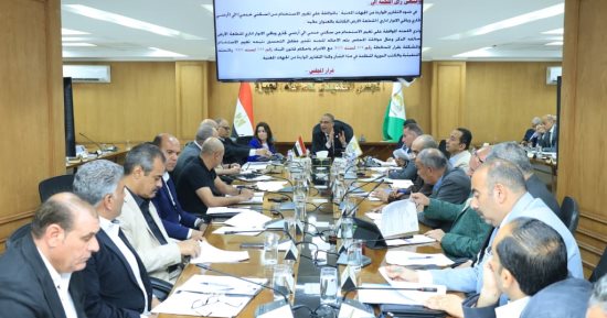محافظ الجيزة: تواصل توجيه لجان طرق الأبواب لتشجيع المواطنين على التصالح