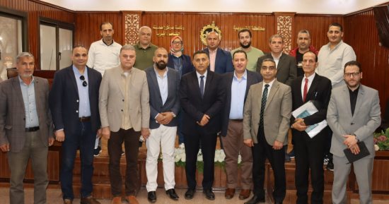 محافظ القليوبية يبحث مع صناع باسوس آليات تقنين أوضاع المصانع ودمجها بالاقتصاد الرسمى
