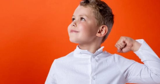 إزاى تقوى ثقة طفلك بنفسه؟.. 5 تعاملات أساسية من الطفولة