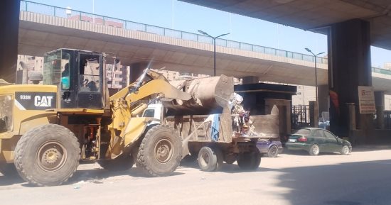 الجيزة تطلق حملات نظافة موسعة لرفع كفاءة الشوارع والمحاور