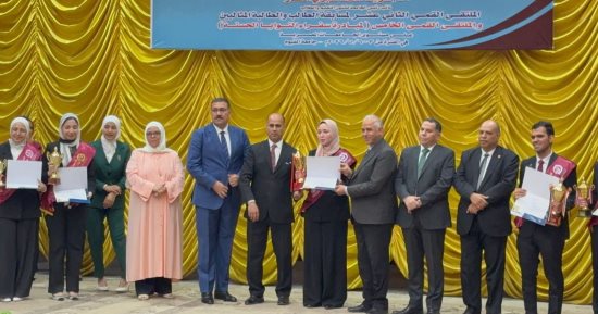 طالبة بجامعة دمياط تحصد المركز الأول بمسابقة الطالب المثالى على مستوى الجامعات