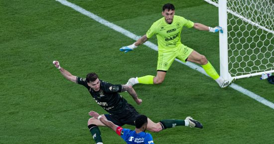 الهلال بطلا لكأس خادم الحرمين بهدفين فى مرمى الخلود