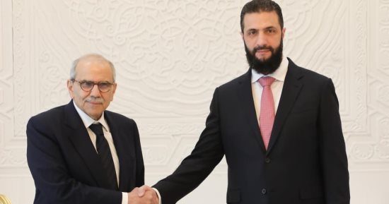 لبنان وسوريا تحول في مسار العلاقات بين البلدين.. رؤية مشتركة لحلحلة الملفات العالقة.. رئيس حكومة لبنان يزور دمشق ويلتقى الشرع.. سلام: أحرزنا تقدما في عدة قضايا.. ومبادرات جديدة للعمل الثنائى وآلية لضبط الحدود