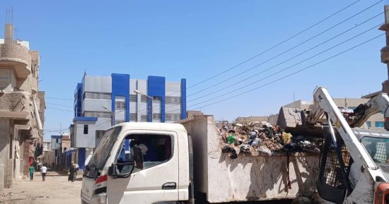 رفع 100 طن من القمامة والمخلفات الصلبة بـ7 قرى فى مركز سوهاج