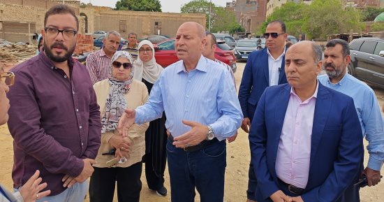 ​محافظ القاهرة يتابع اللمسات الأخيرة لتشغيل موقف السيدة عائشة الجديد