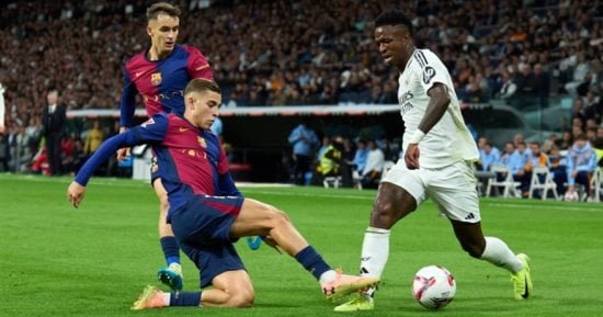 تشكيل كلاسيكو برشلونة ضد ريال مدريد.. عودة كورتوا وتعديلات من فليك