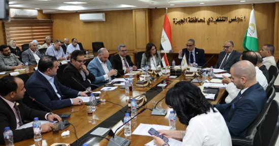 محافظ الجيزة: حققنا تحسنا ملحوظا فى مستوى النظافة وخطط لدعمها بآليات جديدة