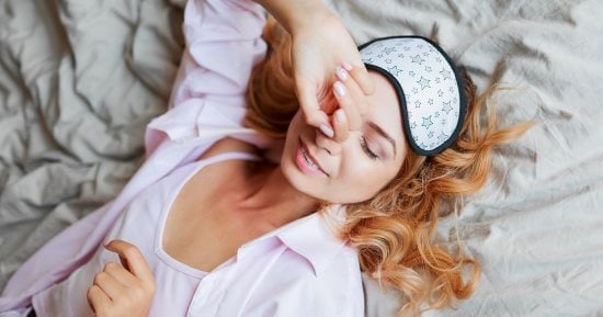 هل تتناول الميلاتونين؟.. 5 مكملات غذائية أخرى قد تدعم نومًا أفضل