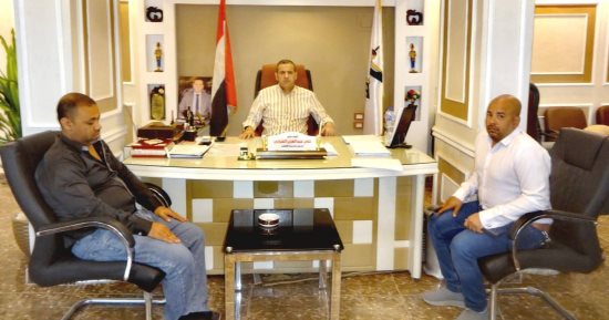مدينة الأقصر تنفذ إزالة فورية لحالة تعد على أرض زراعية بحوض مشايخ عطية الغربي.. صور
