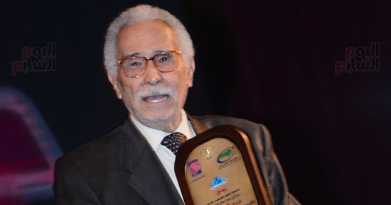 ياسر جلال يودع عبد الرحمن أبو زهرة: تعلمنا منه كيف يكون التمثيل فنا