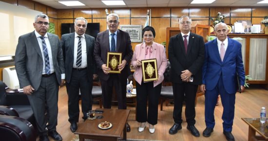 نائب وزير الصحة: نستهدف خفض معدل الإنجاب الكلى لـ2.1 طفل لكل سيدة عام 2027