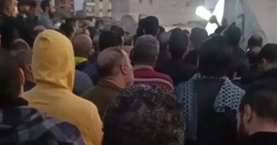 تشييع جثامين 3 أطفال وسيدة صدمتهم سيارة ربع نقل أثناء عبورهم الطريق بقليوب